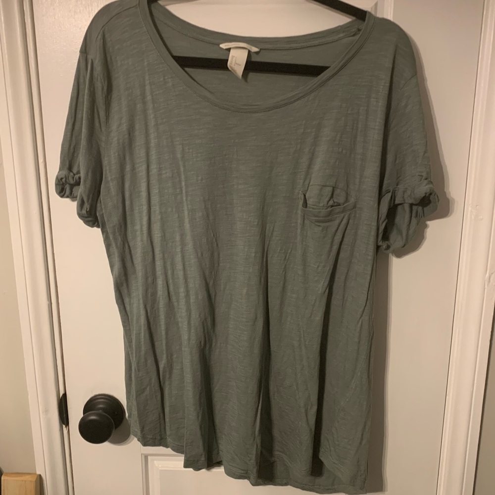 H&M basic tee